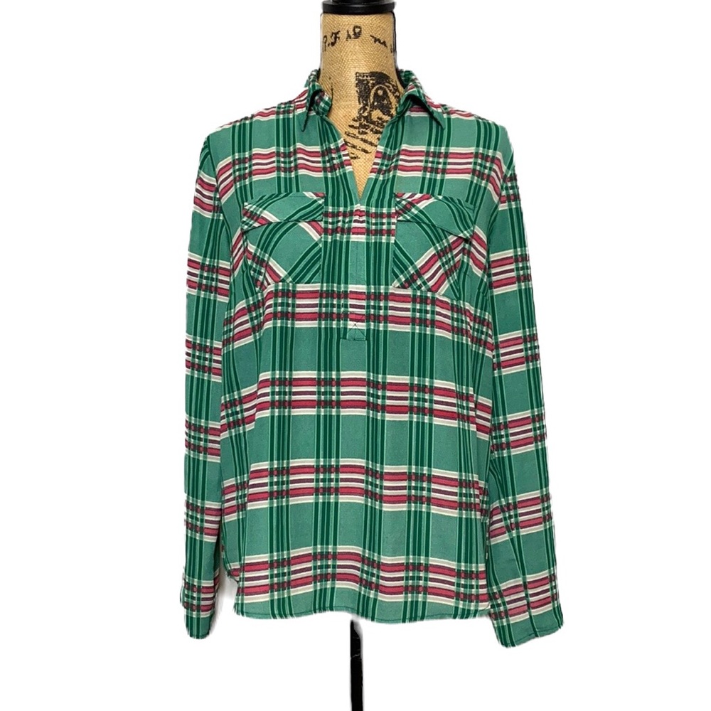 Plaid V-Neck Green Pink Pullover Top M